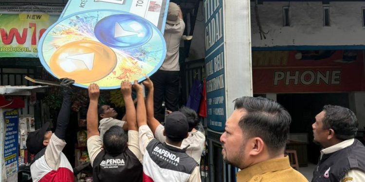 Reklame Liar Ditertibkan, Pemkot Makassar Rencana Tata Ulang Letak Lokasi Iklan