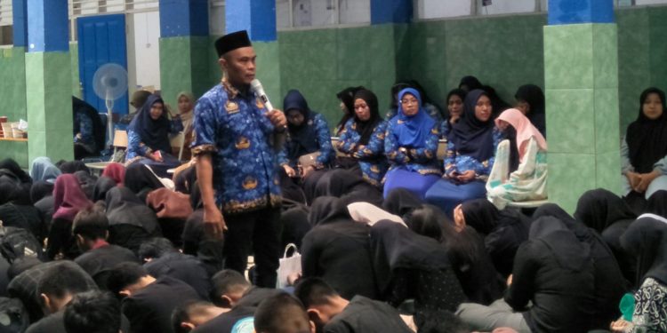 Lepas Siswa Kelas 9, Kepala SMPN 10 Makassar Pesan Ini ke Siswa Didiknya
