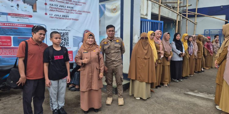 SMPN 2 Makassar Dukung Program Pemerintah Baju Seragam Sekolah Gratis