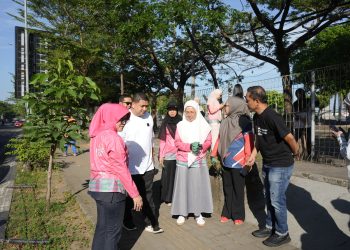Jaga Ikon Kota, Munafri dan Aliyah Pimpin Aksi Bersih di Losari, Wujudkan Kota Bebas Sampah