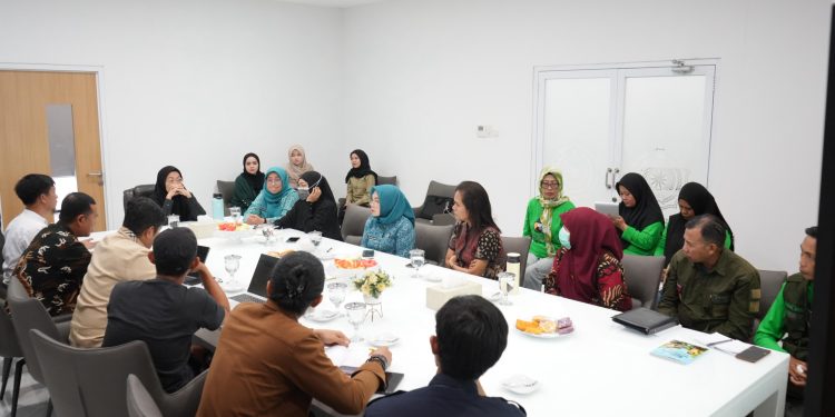 Melinda Aksa Dorong Regulasi dan Edukasi Kolektif untuk Pengolahan Sampah Berkelanjutan di Makassar