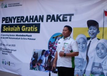 YBM BRILiaN dan PPI Makassar, Gerakan Bombe Botol Plastik Bersama Wali Kota