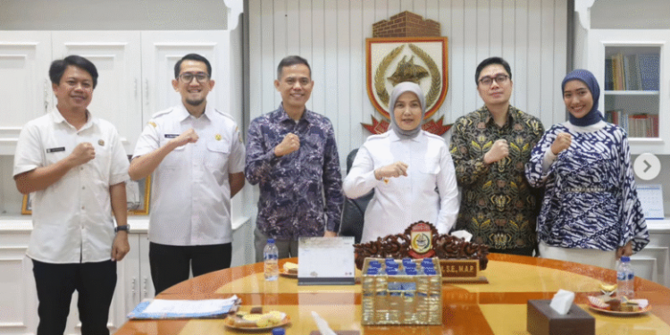 Kabid PSDK Dinkes Makassar Dampingi Wakil Walikota Terima kunjungan Malaysia Healthcare Travel Council