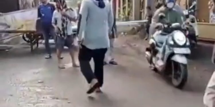 Hasil SPMB 2025, Warga Protes dan Blokade Jalan Menuju SMAN 12 Makassar