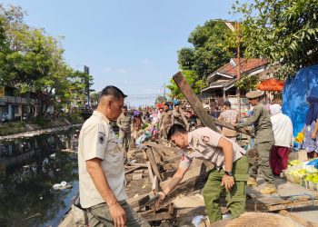 Tak Berkutik, Penertiban Pk5 di Jongaya Berlangsung Tertib