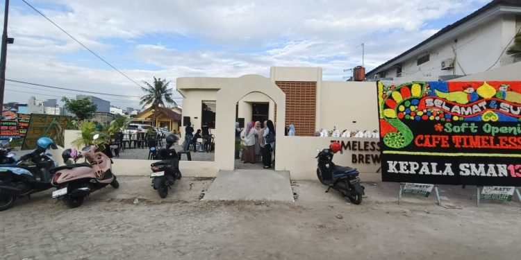 Menyasar Kaum Milenial, Cafe Timeless Hadir Buat Kalian !