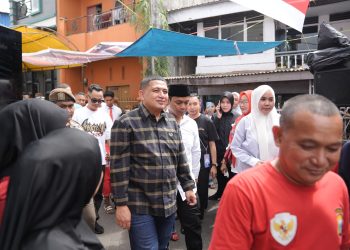 Munafri dan Melinda Aksa Ramaikan Pesta Bakar Ikan Semarak HUT ke-80 RI di Ujung Tanah