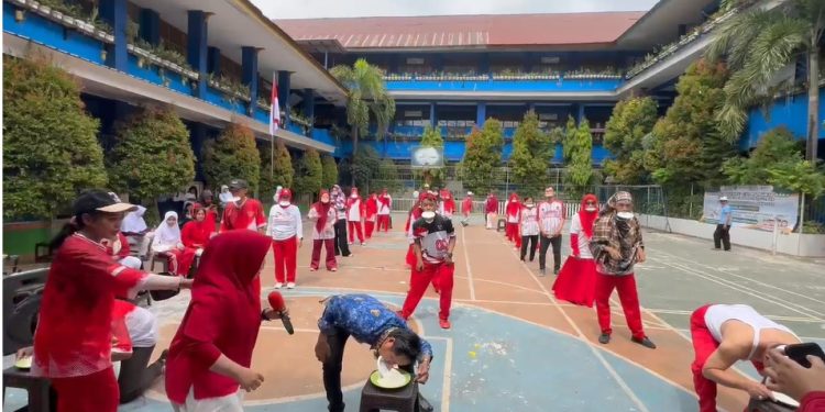 Meriahkan HUT RI ke-80, SMPN 4 Makassar Adakan Berbagai Lomba