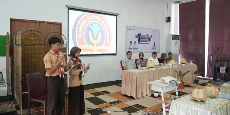 Munafri Bangun Kesadaran Keselamatan Lalu Lintas Bersama Siswa Bosowa School