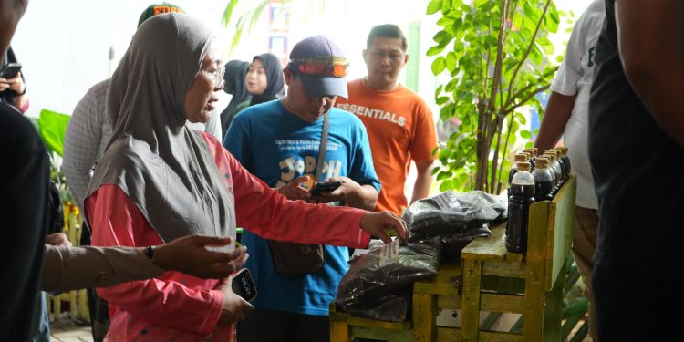 Ketua TP PKK Makassar Sidak Pasar Panakkukang, Dorong Pedagang Aktif Pilah Sampah
