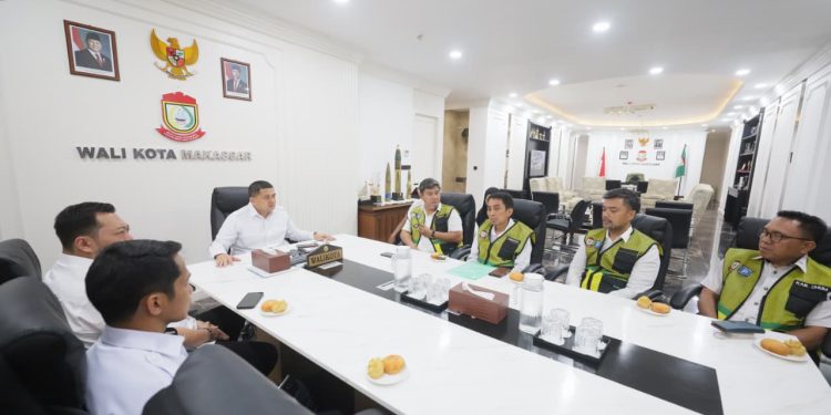 Wali Kota Munafri Soroti Kebocoran dan Parkir Liar, Dukung Sistem QRIS