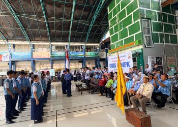 Dihadir Rombongan Disdik, Pelantikan Pengurus OSIS dan MPK SMPN 6 Makassar Berjalan Lancar