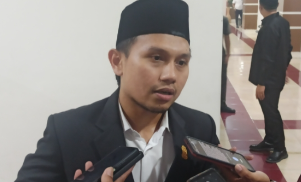DPRD Makassar Soroti Kondisi Lapangan Karebosi yang Terbengkalai, Dorong Revitalisasi Segera