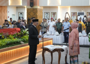 Prof Apiaty K Amin Syam Resmi Dilantik sebagai Anggota DPRD Kota Makassar PAW 2024–2029