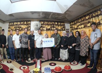 Munafri-Aliyah Serahkan Santunan bagi Keluarga Korban DPRD Makassar