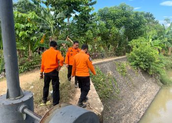 Plt. Kalaksa BPBD Kota Makassar Tinjau Rencana Pemasangan EWS di Tiga Titik Sungai