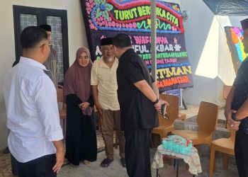 Kunjungan Kemanusiaan: Munafri dan Dirjen Otda Hadir untuk Korban Tragedi DPRD Makassar