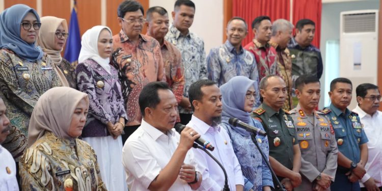 Munafri Arifuddin Ikuti Pengarahan Mendagri Bersama Gubernur dan Kepala Daerah se-Sulsel