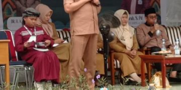 Ini Makna dan Pesan Moral di Maulid SMPN 23 Makassar Oleh Ustadz Penceramah