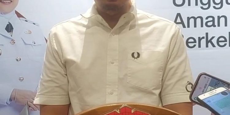 Sekda Zulkifly Sebut Seragam Sekolah Gratis di Makassar Hasil Efisiensi Belanja Daerah dan Sejalan Inpres 2025