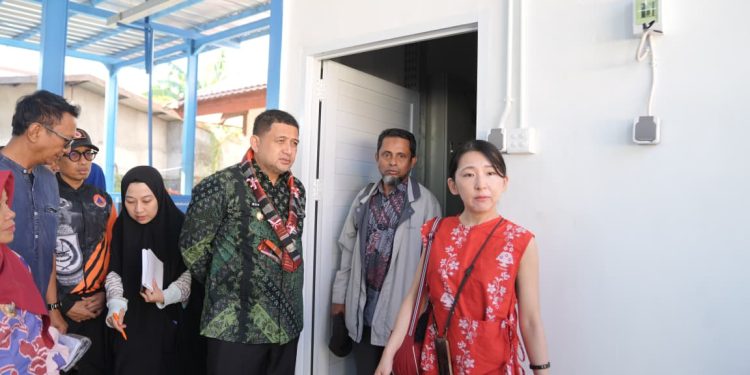 Wali Kota Munafri Tinjau Progress Pengembangan Pabrik Es Pertama di Pulau, Siap Beroperasi Bulan Depan