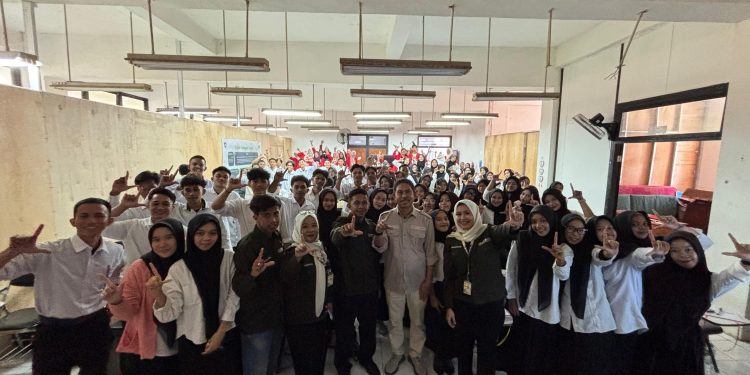 Sambut 154 Mahasiswa Baru dalam PKKMB 2025, STIEM Pelita Buana Siap Cetak Generasi Unggul