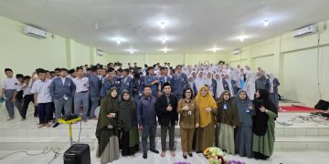Menjadi Gen-Z, SMAIT Darul Fikri Makassar sukses menggelar Kegiatan Dialog Karir