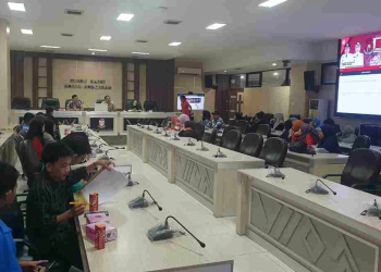 A. Rahmat Sekretariat DPRD Kota Makassar Dorong Transparansi Publik Lewat Sosialisasi Portal Digital
