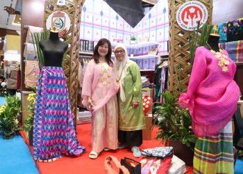 Satu-Satunya Dari Sulsel, Booth Dekranasda Makassar Pikat Pengunjung Inacraft