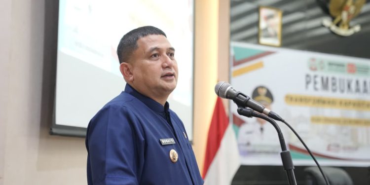 Buka Bimtek Lurah, Wali Kota Makassar Tekankan Pentingnya Integritas dan Kepemimpinan