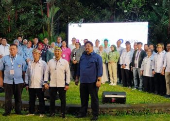 Direktur Politeknik Kesehatan Megarezky Hadiri Rakernas IV PELITA