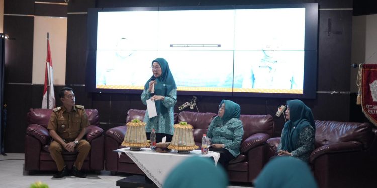 Buka Kegiatan SMEP, Melinda Aksa Dorong Kinerja PKK Kecamatan Lebih Terukur dan Berdampak