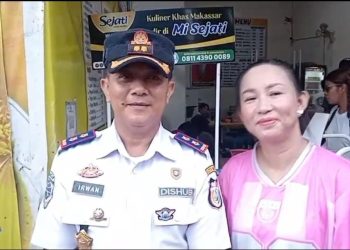 Jadi Biang Macet, Dishub Makassar Peringati Parkir di Jalan RM SOP Kepala Ikan Lango-Lango