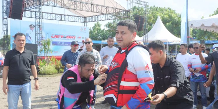 Lima Negara Ramaikan Kejuaraan Jetski Internasional di Makassar