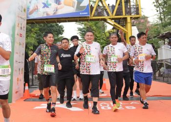 Berlari Bersama Warga, Munafri Serukan Gaya Hidup Sehat di Kalla Run 2025