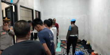 Piket Provos Polres Gowa Gencar Kontrol Keamanan dan Kedisiplinan, Sasar Piket Fungsi hingga Ruang Tahanan