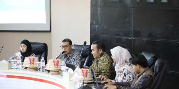 Sekda Zulkifly Sambut Evaluator KemenpanRB, Bahas Evaluasi AKIP 2025