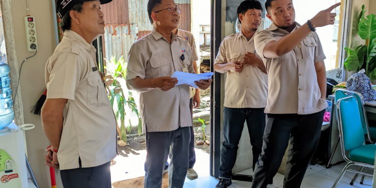 Sidak Tiga Pasar, Direktur Umum Perumda Pasar Makassar Apresiasi Disiplin Pegawai