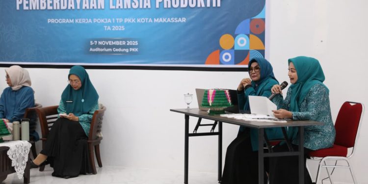 Ketua TP PKK Kota Makassar Ajak Kader Perkuat Peran dalam Pemberdayaan Lansia Produktif