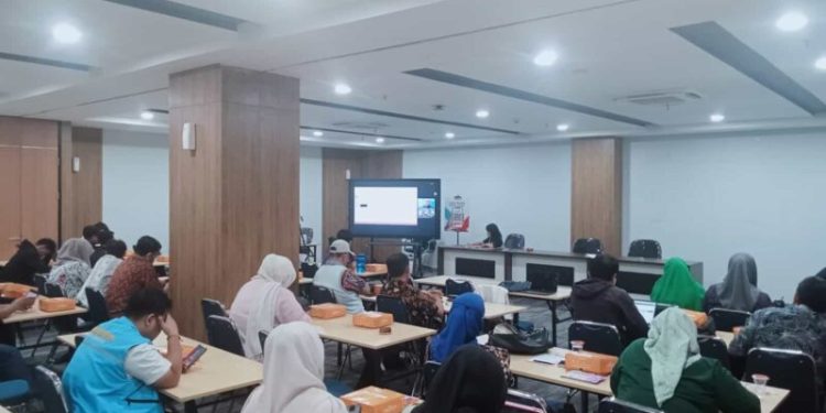 Dishub Makassar Tingkatkan Kompetensi Lewat Bimtek SP4N-LAPOR! 2025