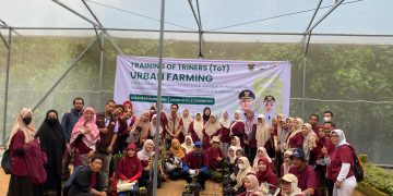 Kegiatan Pelatihan TOT Urban Farming yang diselenggarakan oleh Dinas Pertanian dan Perikanan (DP2) Kota Makassar dan Universitas Hasanuddin
