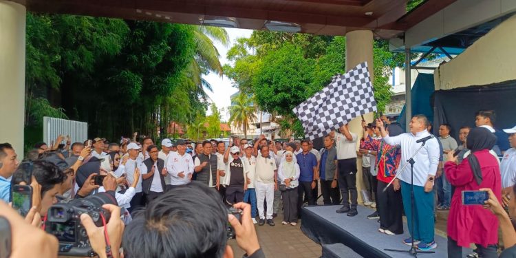 Munafri Bareng Mentan dan Idrus Marham Jalan Santai KKSS di Makassar