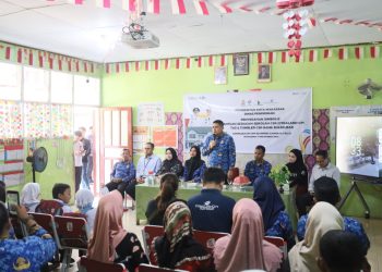 Program Seragam Gratis Pemkot Makassar Berlanjut, Munafri Turun Tangan Salurkan Bantuan ke Siswa SD