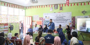 Program Seragam Gratis Pemkot Makassar Berlanjut, Munafri Turun Tangan Salurkan Bantuan ke Siswa SD