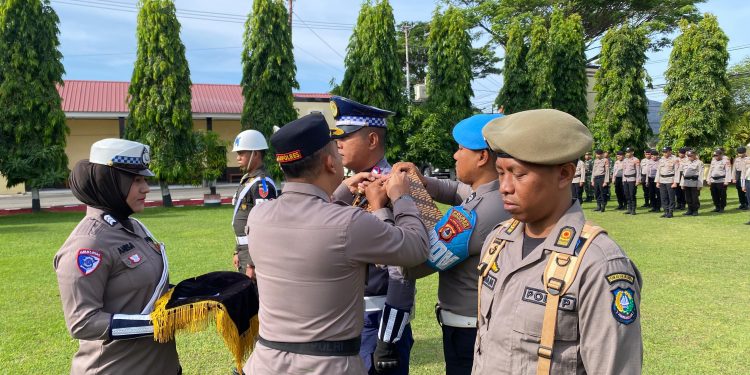 Polres Bulukumba Gelar Apel Operasi Zebra Pallawa 2025, Imbau Masyarakat Tertib Berlalu Lintas demi Keselamatan