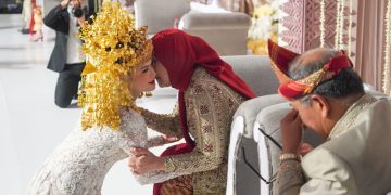Penuh Haru, Pernikahan Fikar–Falih Diiringi Doa dan Tradisi yang Menghangatkan
