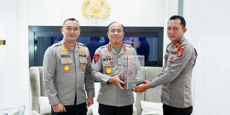 Viral Karena Dicintai Warga, Kapolsek Ujung Loe Dipanggil Wakapolri, Diapresiasi dan Diminta Jadi Teladan