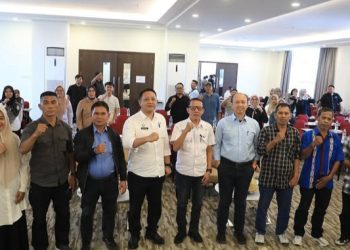 Sekretaris DPMPTSP Makassar Jadi Pemateri pada Sosialisasi Persetujuan Bangunan Gedung