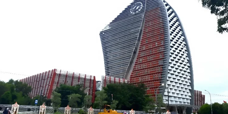 UNM Tegaskan Pemberhentian Sementara Rektor Karta Jayadi Hanya Sementara, Plh Rektor Ditunjuk