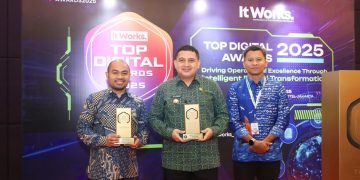 Kepemimpinan Appi Antar Makassar Menjadi Kota Raih Golden Trophy Nasional